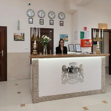 Modlin Palace Nowy Dwór Mazowiecki