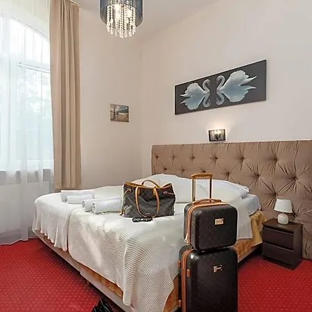 Modlin Palace